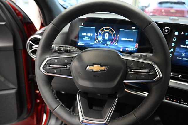New 2027 Chevrolet Equinox LT w/ Convenience Package II FWD image 22