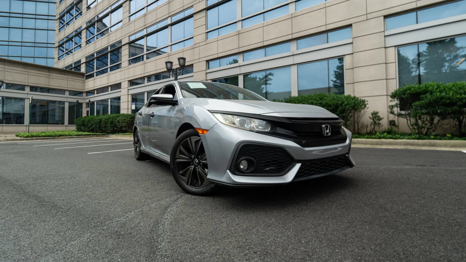 Used 2018 Honda Civic EX image 1