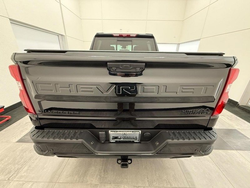Used 2025 Chevrolet Silverado 1500 High Country w/ Midnight Edition image 3