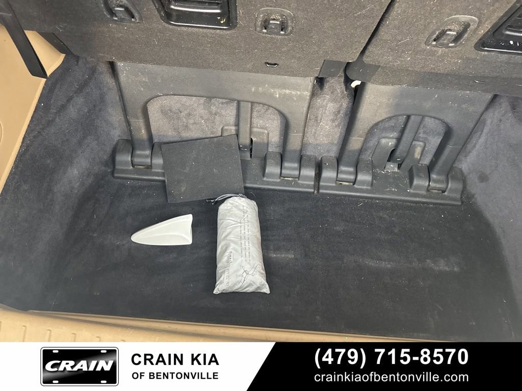 Used 2016 Kia Sedona EX FWD image 45