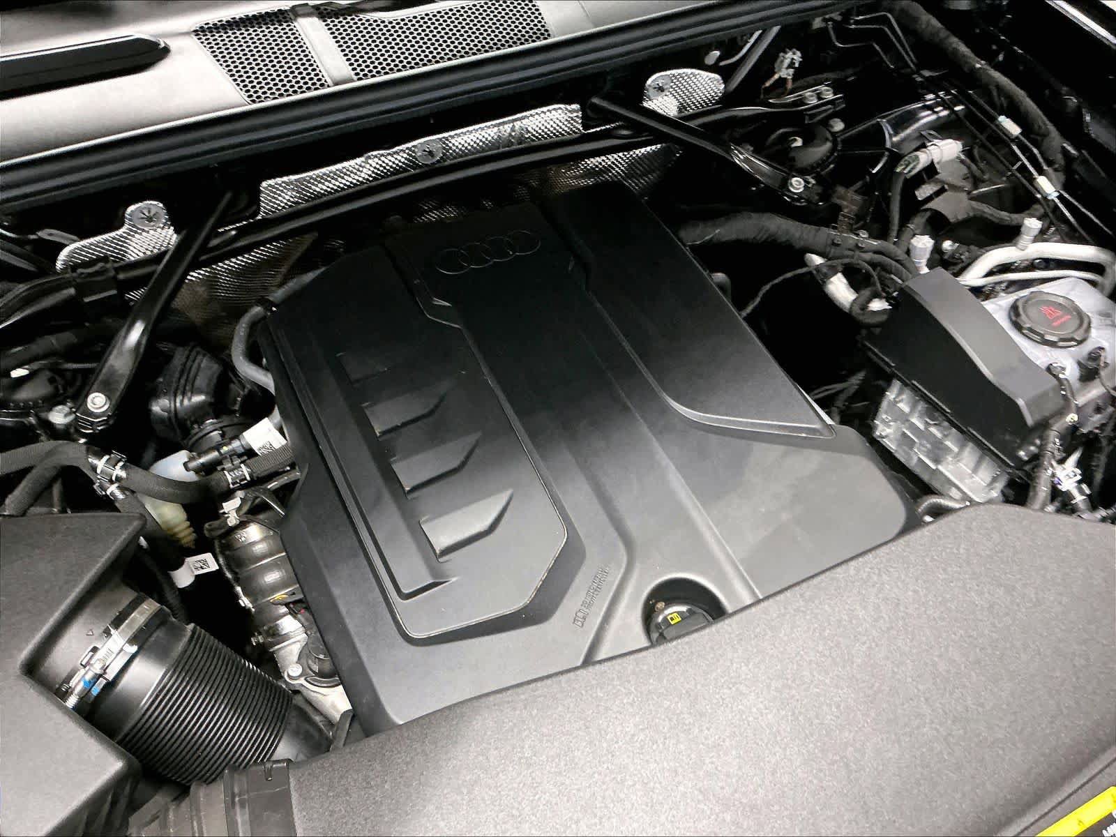 Certified 2025 Audi Q5 Prestige image 33