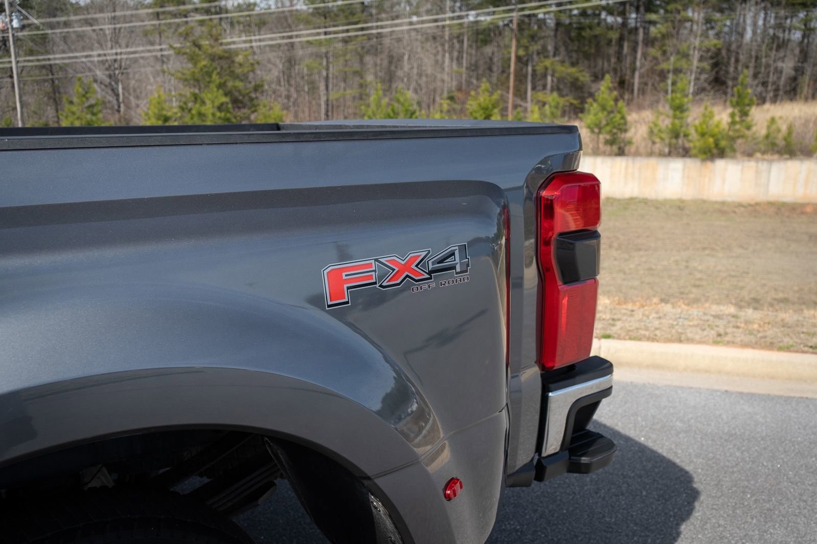 Used 2023 Ford F450 Lariat w/ FX4 Off-Road Package image 16