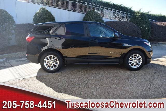 Used 2020 Chevrolet Equinox LS w/ LS Convenience Package image 11