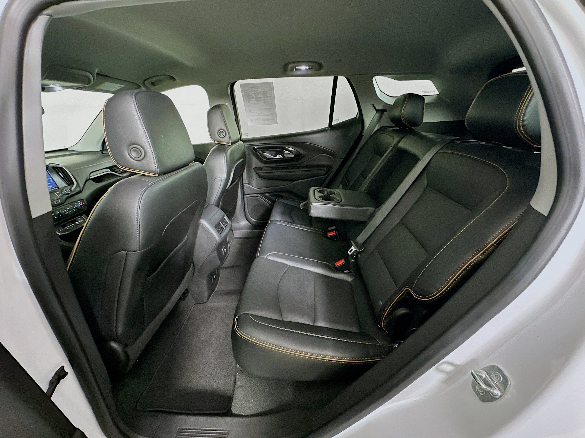 Used 2024 GMC Terrain AT4 w/ Infotainment Package II AWD/4WD image 27