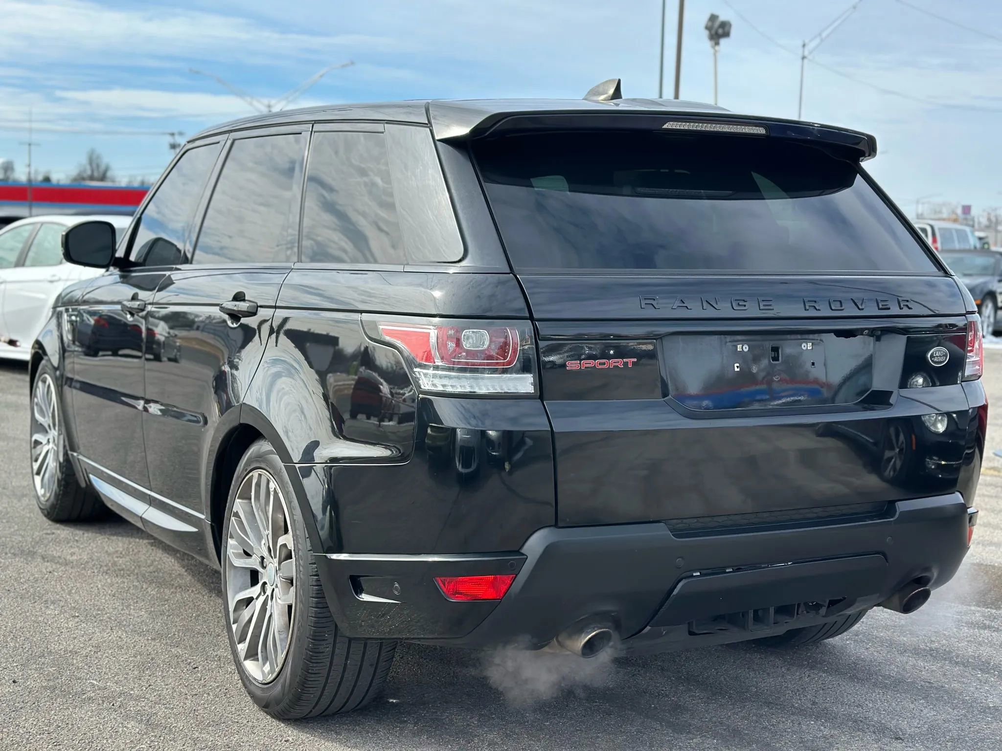 Used 2017 Land Rover Range Rover Sport HSE Dynamic AWD/4WD image 8