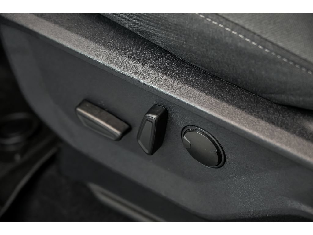 Used 2024 Ford F150 Lightning Flash AWD/4WD image 17