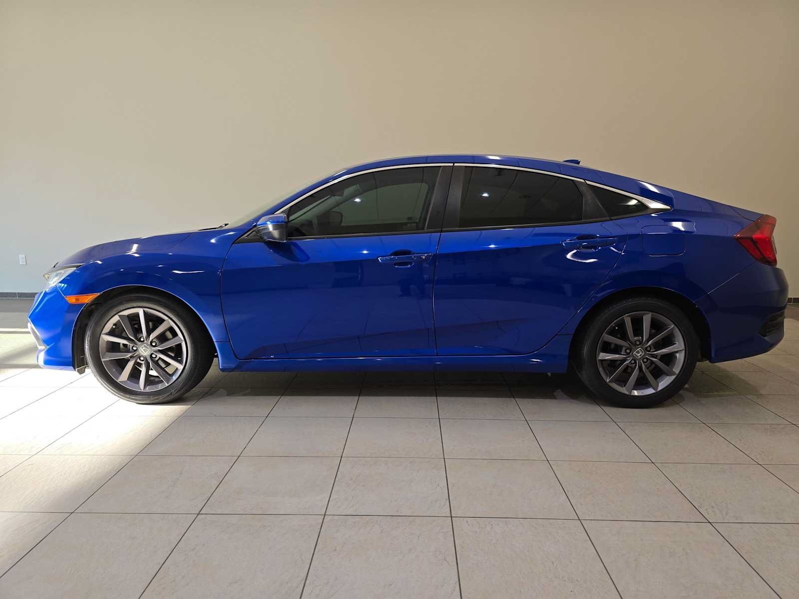 Used 2021 Honda Civic EX-L image 3