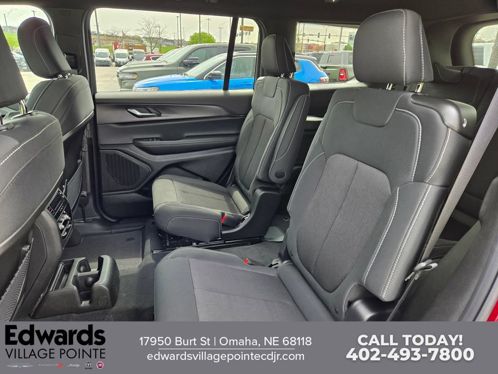 New 2026 Jeep Grand Cherokee L Laredo AWD/4WD image 26