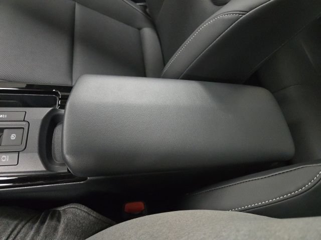 New 2026 Toyota Prius Limited FWD image 28