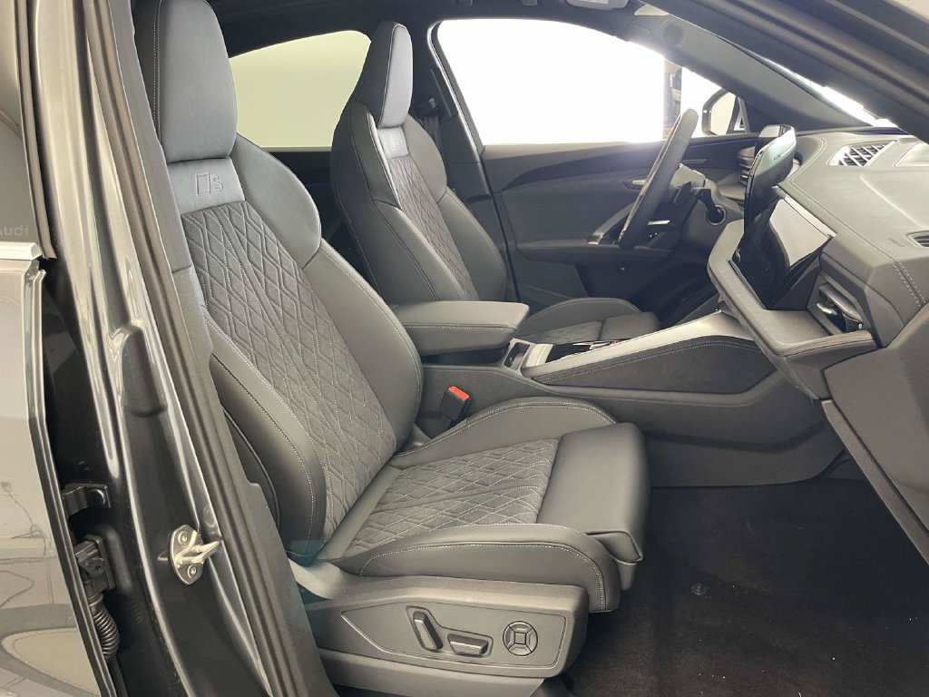 New 2026 Audi SQ5 Premium Plus AWD/4WD image 23
