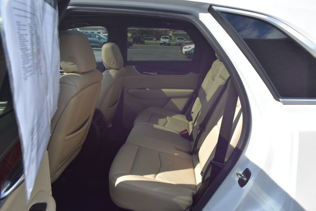 Used 2019 Cadillac XT5 Luxury FWD image 34