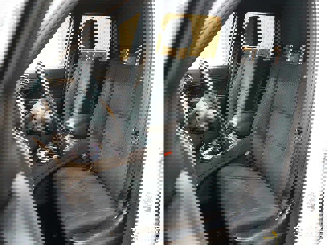 Used 2020 Jeep Grand Cherokee Laredo image 10