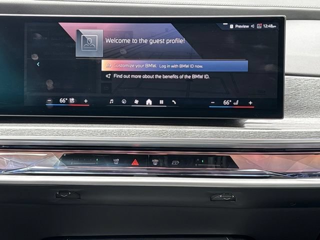 Certified 2024 BMW i7 eDrive50 w/ M Sport Package RWD image 21