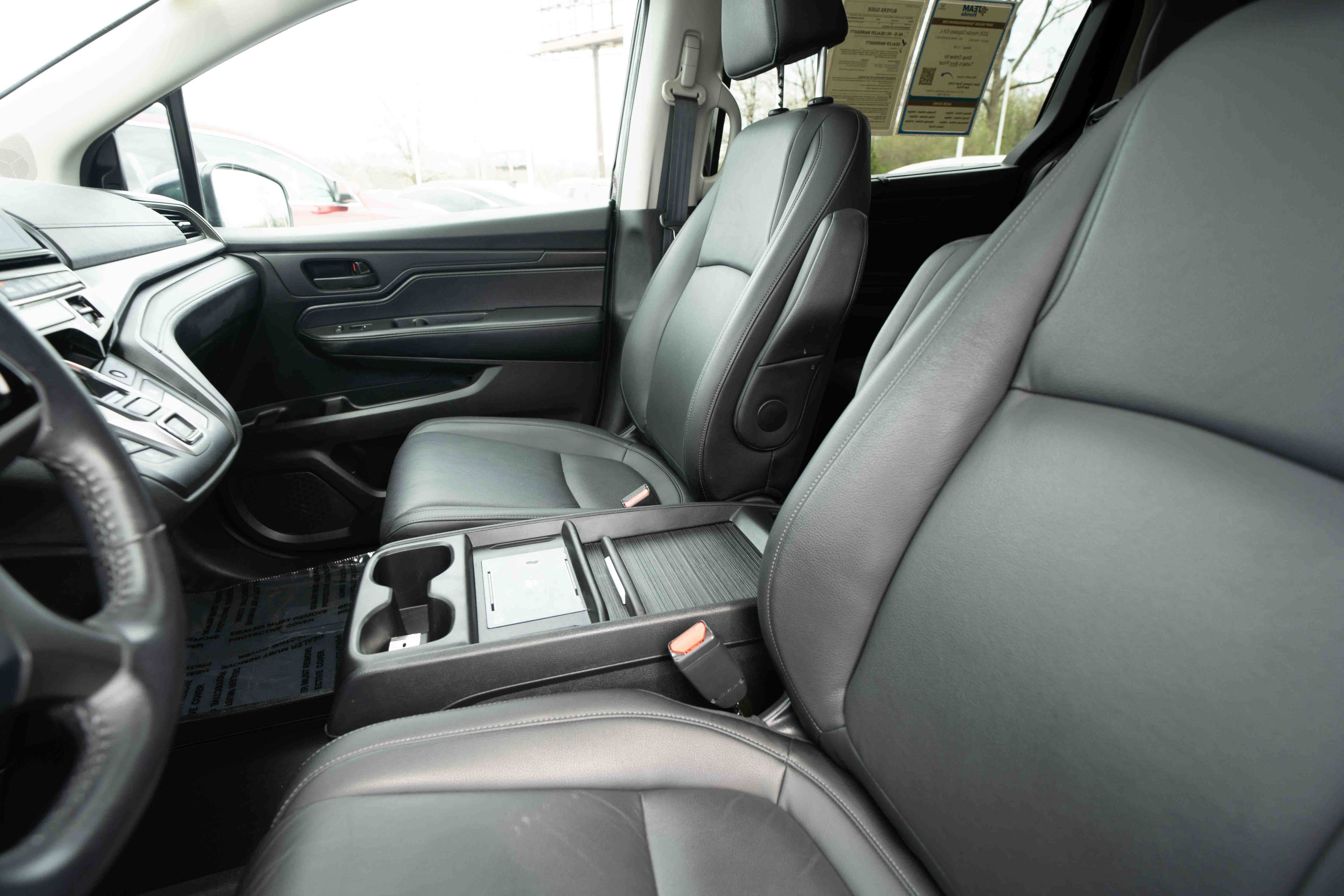 Certified 2025 Honda Odyssey EX-L image 10