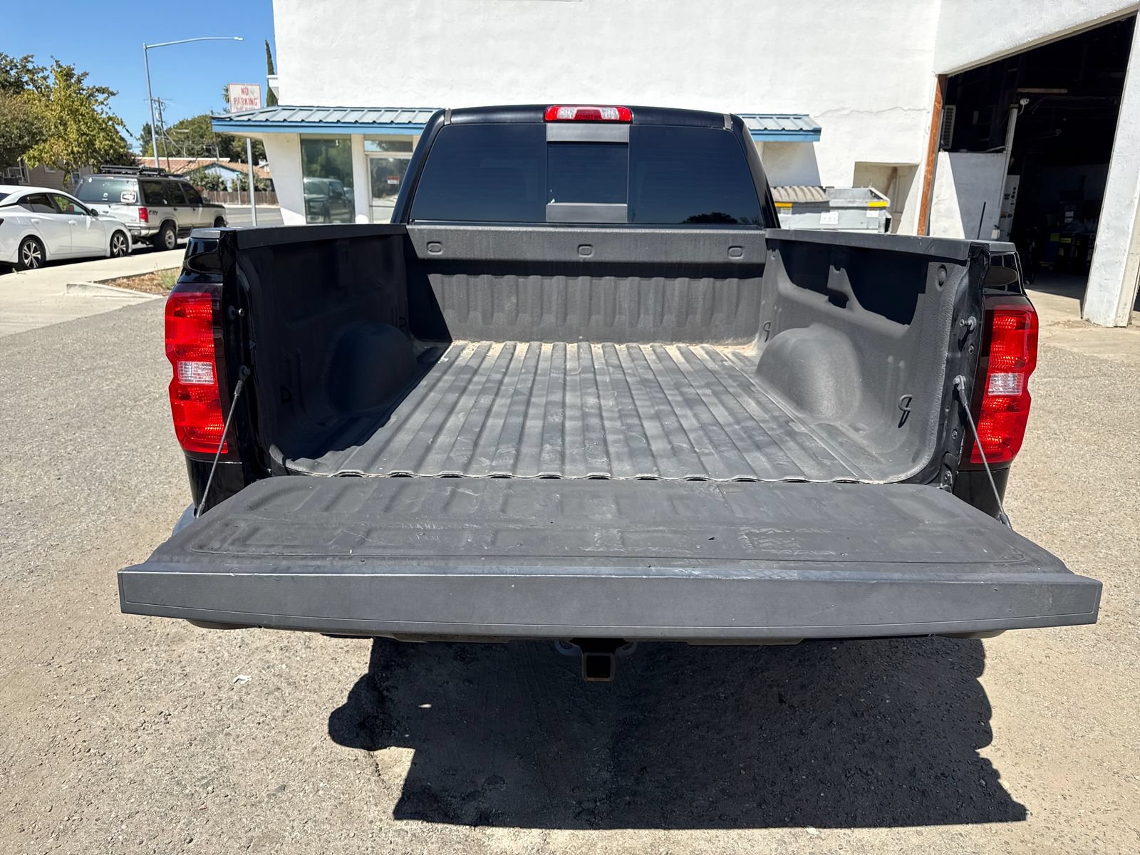Used 2018 Chevrolet Silverado 1500 LT w/ All Star Edition AWD/4WD image 23