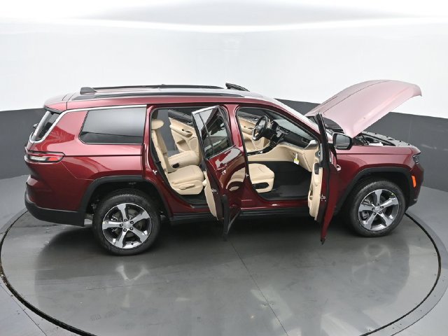 New 2025 Jeep Grand Cherokee L Limited w/ Luxury Tech Group II AWD/4WD image 67