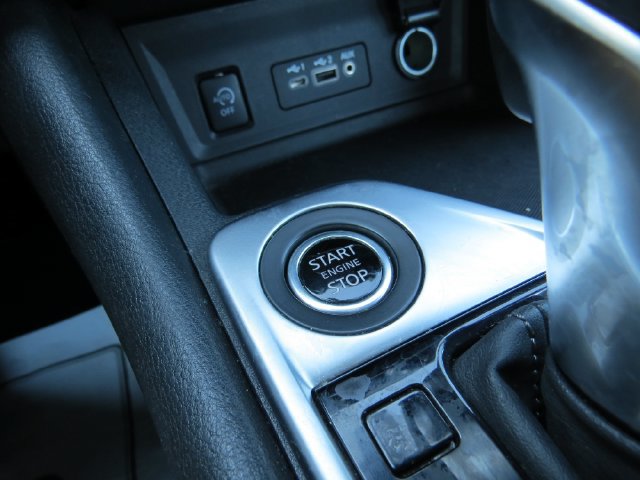 Used 2024 Nissan Sentra SV FWD image 13