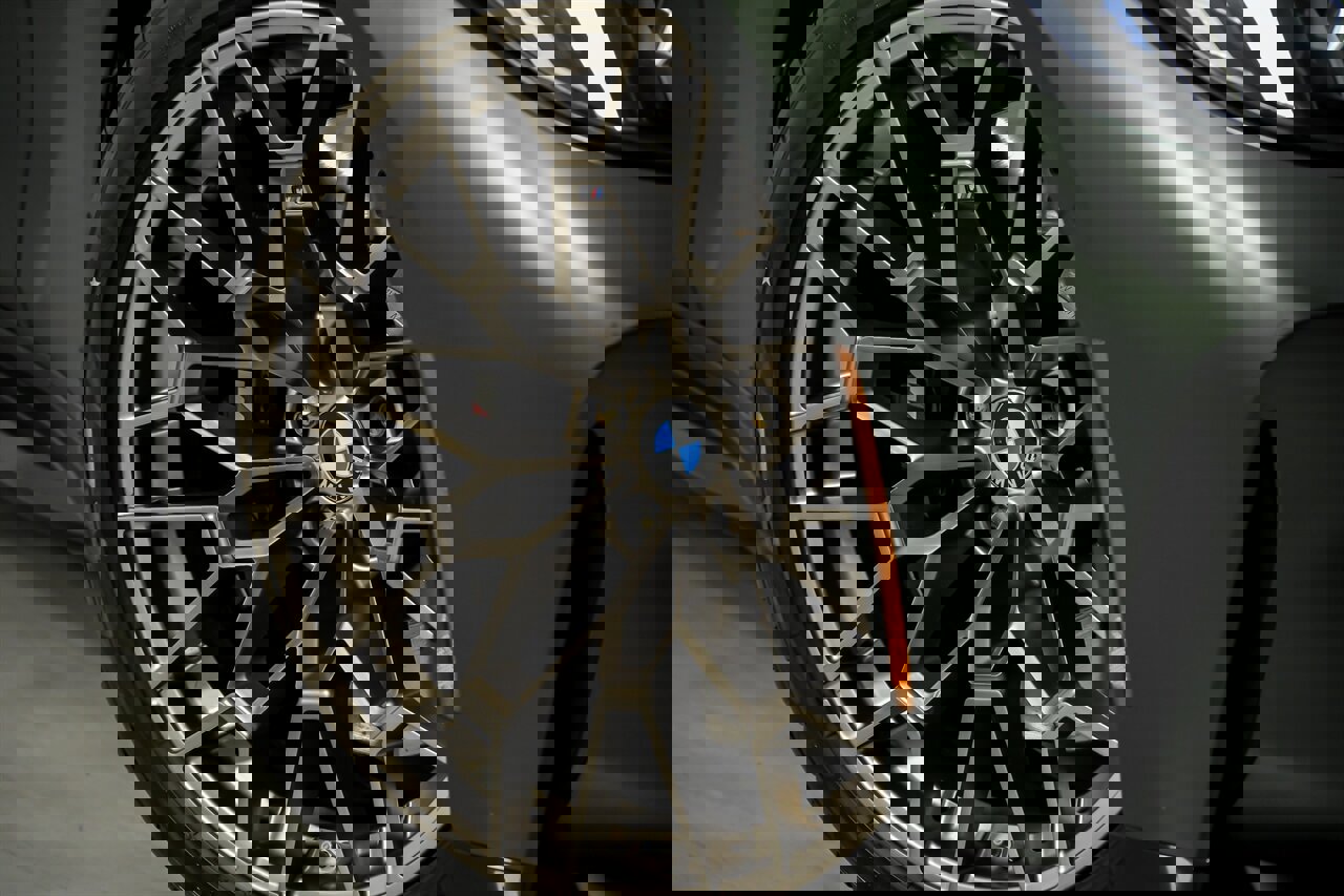 Used 2025 BMW M4 xDrive Competition w/ Executive Package image 4