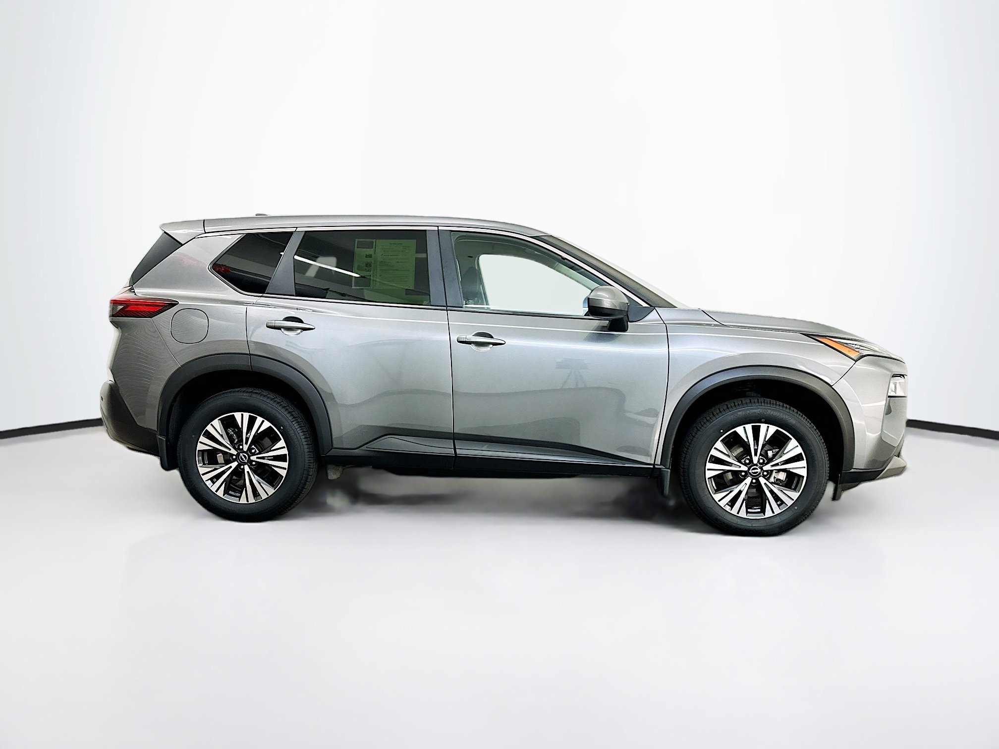 Used 2023 Nissan Rogue SV AWD/4WD image 10