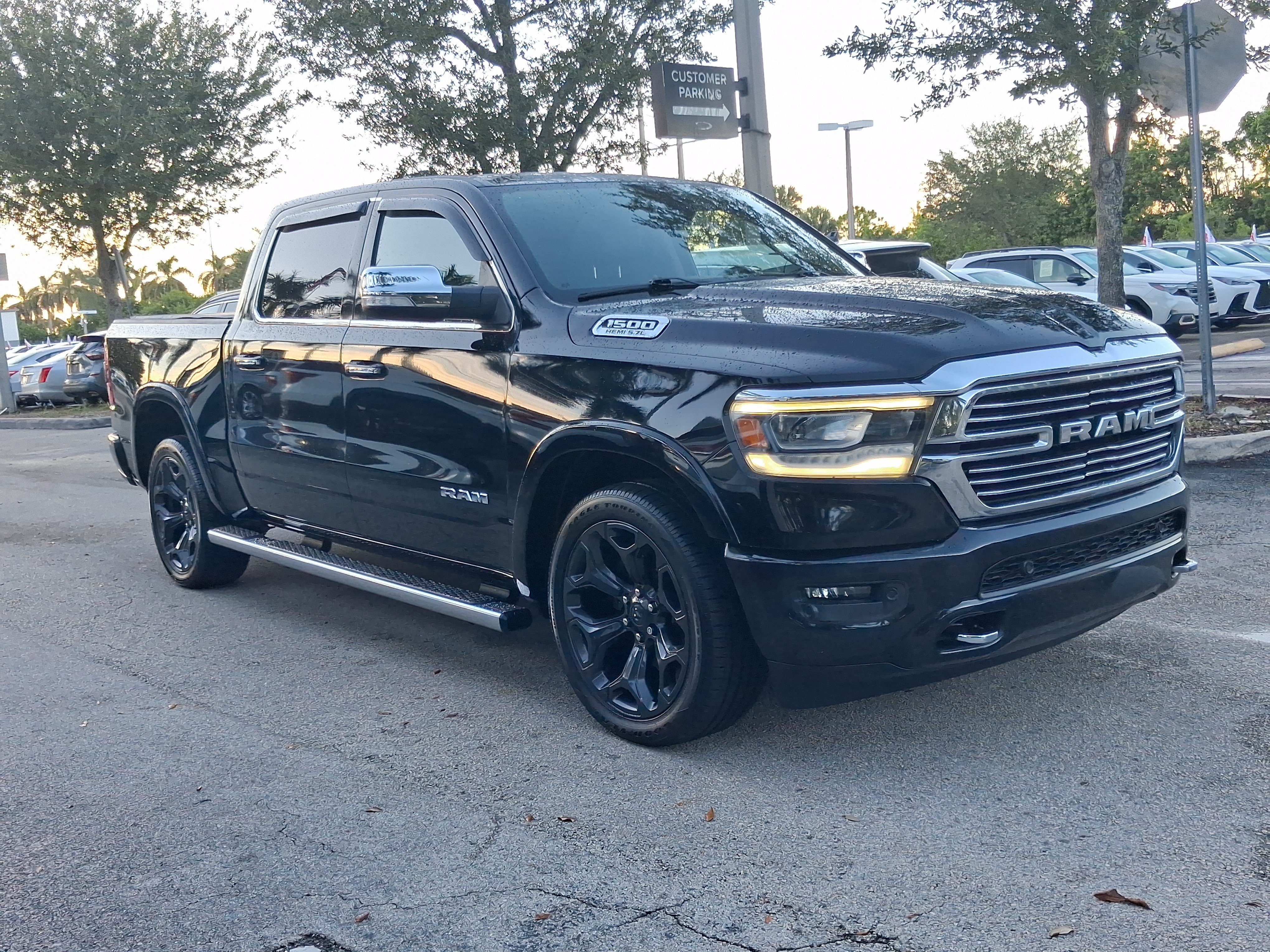 Used 2019 RAM 1500 Laramie RWD video 1