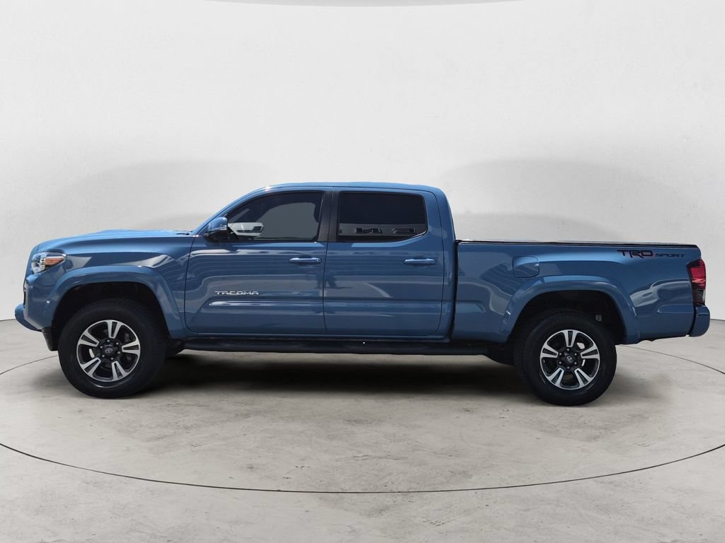 Used 2019 Toyota Tacoma TRD Sport w/ Technology Package RWD image 8