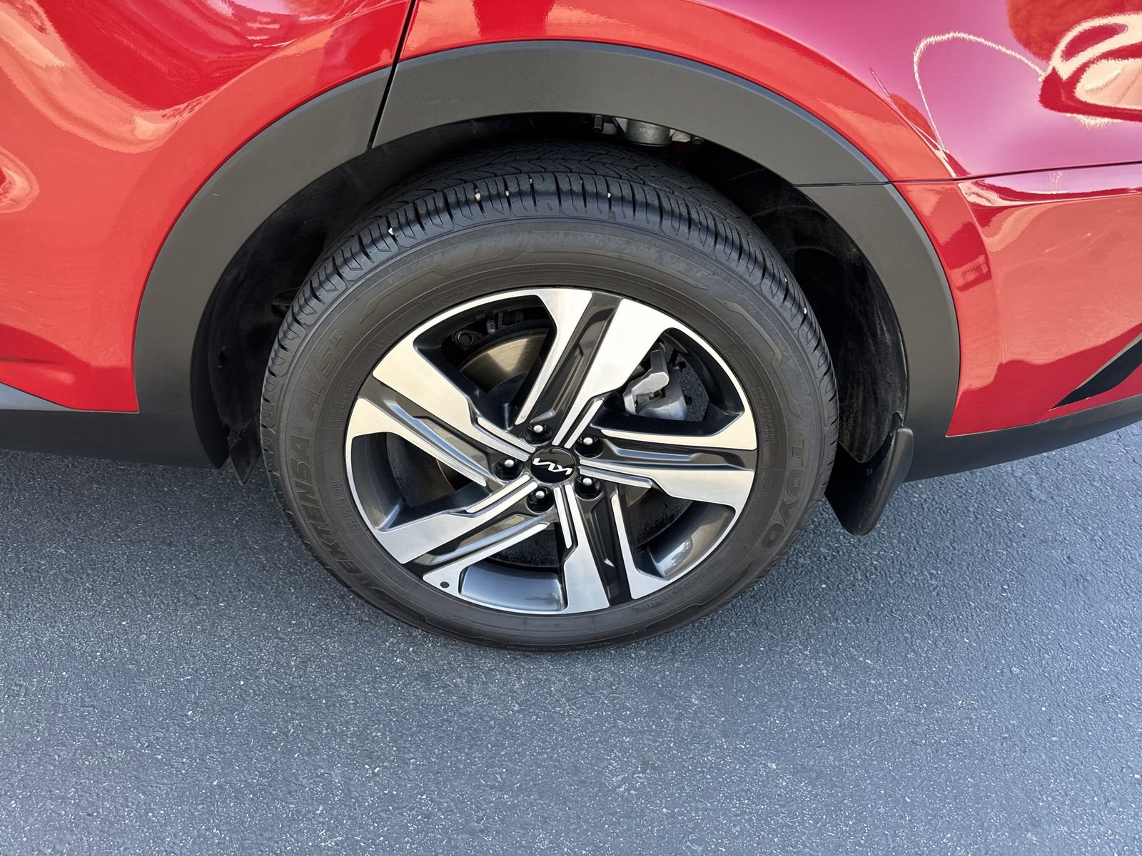 Certified 2023 Kia Sorento EX image 8