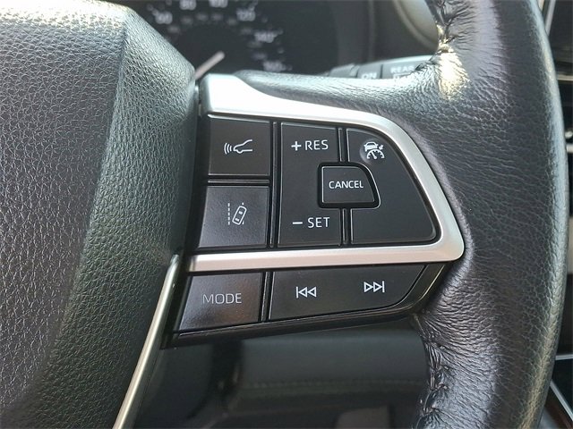 Used 2024 Toyota Sienna XLE image 23