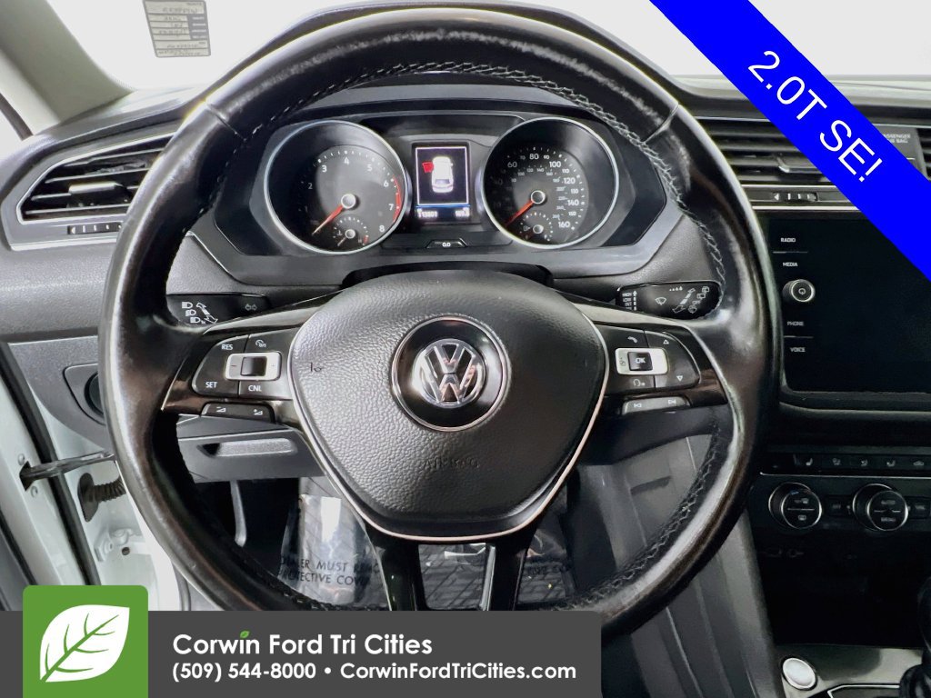 Used 2018 Volkswagen Tiguan SE w/ 3rd Row Seat Package AWD/4WD image 7