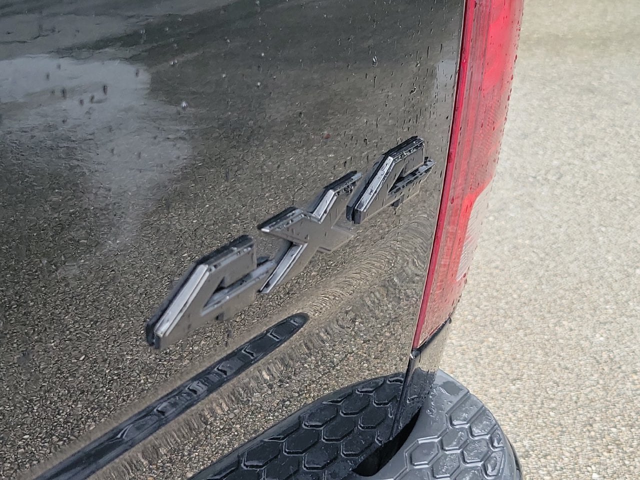 Used 2014 RAM 1500 Express w/ Black Ram 1500 Express Group AWD/4WD image 6