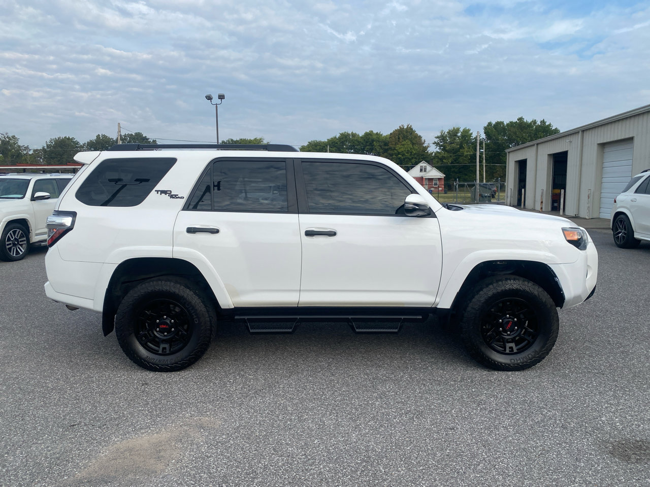 Used 2019 Toyota 4Runner TRD Off-Road Premium image 4