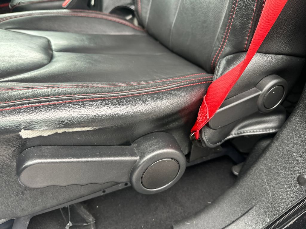 Used 2017 Jeep Wrangler Unlimited Rubicon image 5