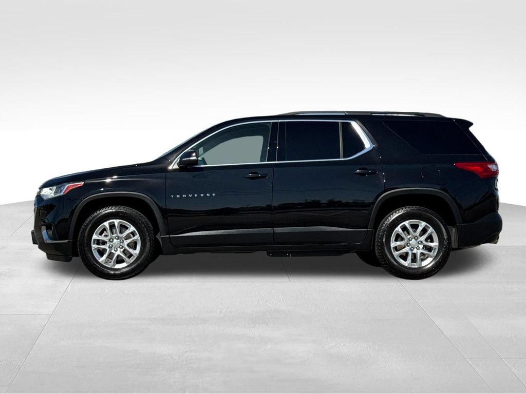 Used 2021 Chevrolet Traverse LT FWD image 2