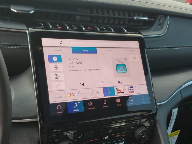 New 2025 Jeep Grand Cherokee Limited image 10