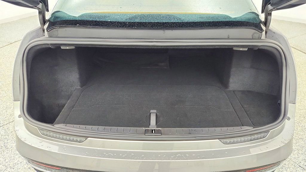 Used 2024 Lucid Air Touring image 23