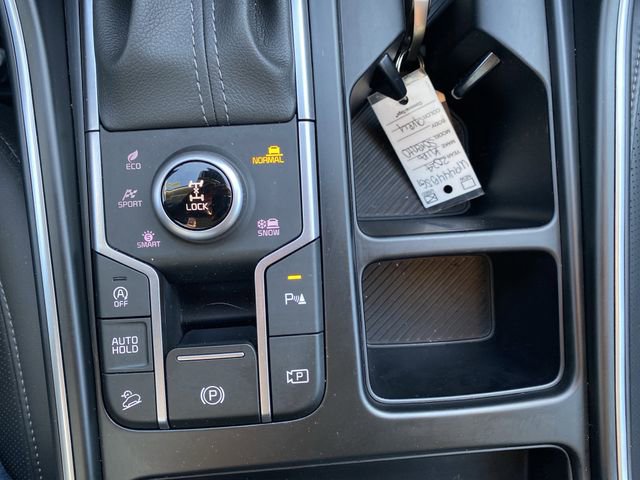 Used 2024 Kia Sorento S image 23
