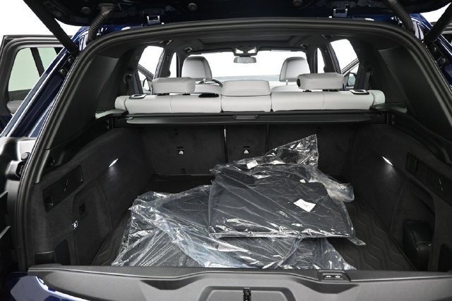 New 2026 BMW X5 xDrive50e w/ M Sport Package AWD/4WD image 19