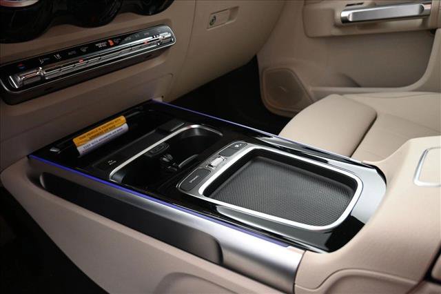 New 2026 Mercedes-Benz GLB 250 4MATIC image 13