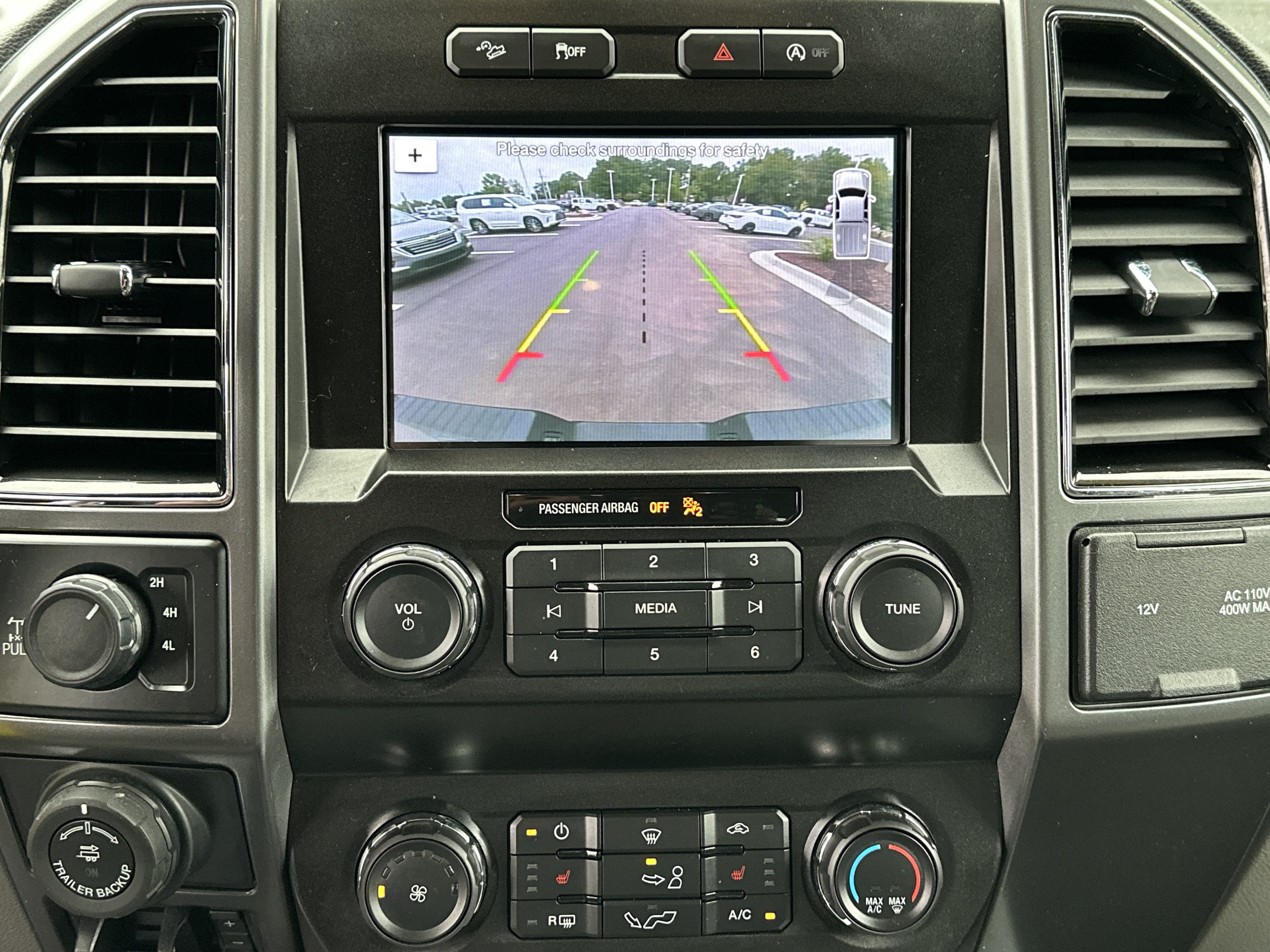Used 2019 Ford F150 XLT w/ Equipment Group 302A Luxury AWD/4WD image 30