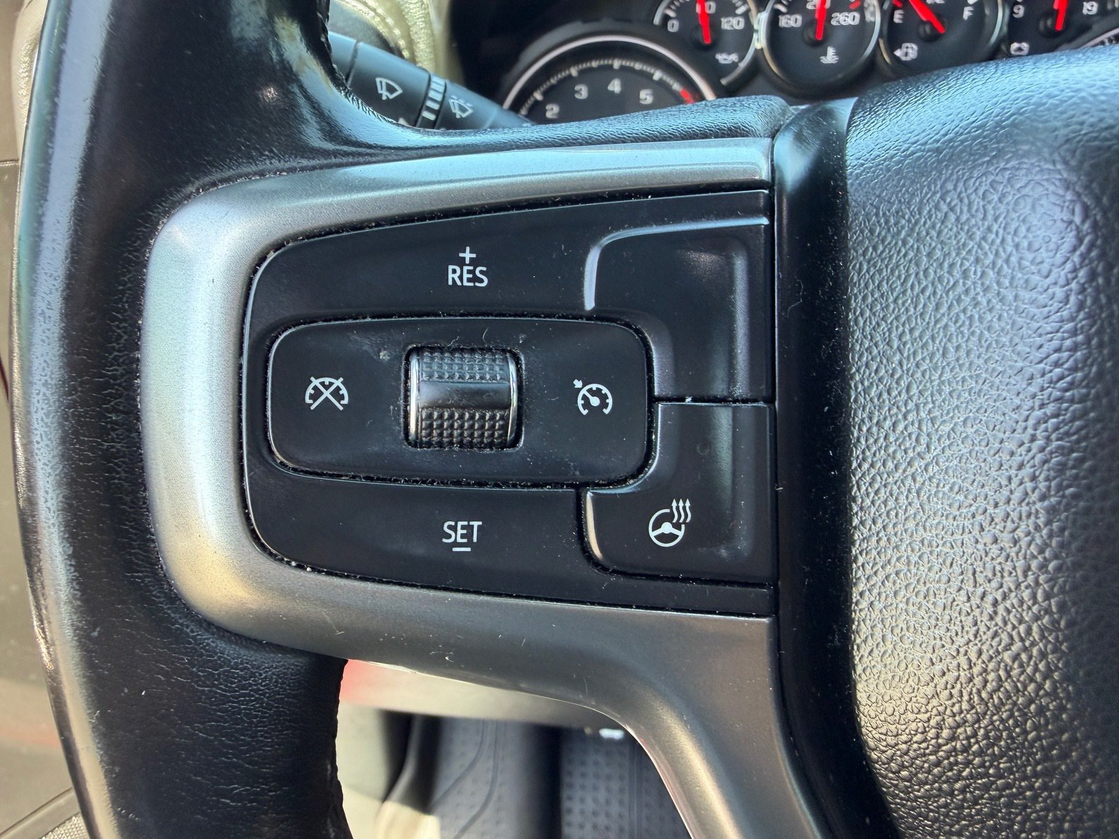 Used 2019 Chevrolet Silverado 1500 LT Trail Boss AWD/4WD image 16