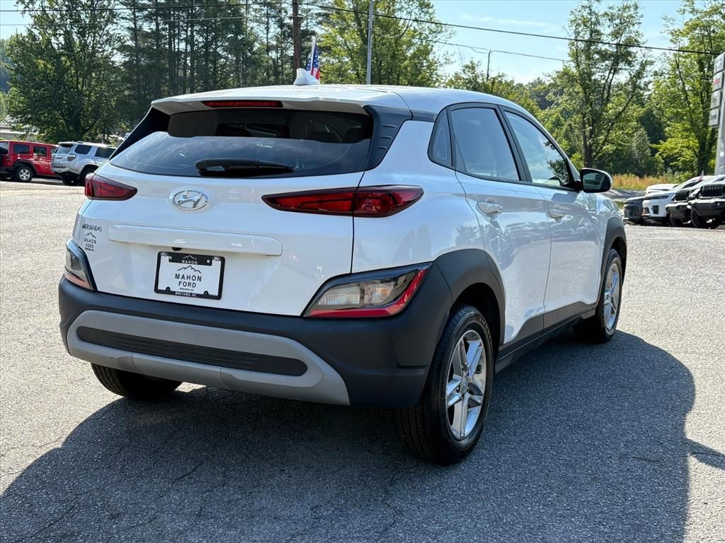 Used 2022 Hyundai Kona SE FWD image 4