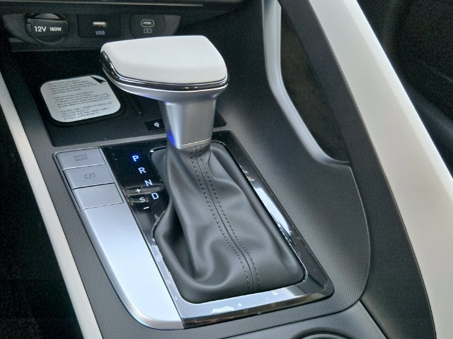 New 2026 Hyundai Elantra SEL Sport FWD image 11