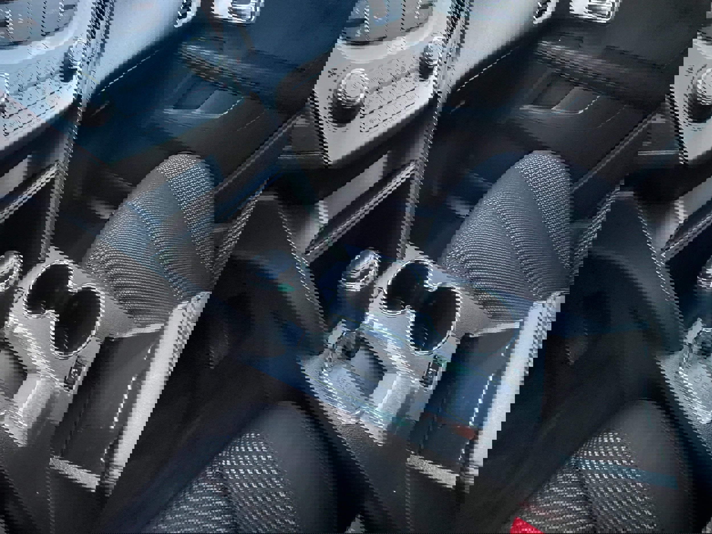 Used 2017 Chevrolet Equinox LT w/ Convenience Package image 16