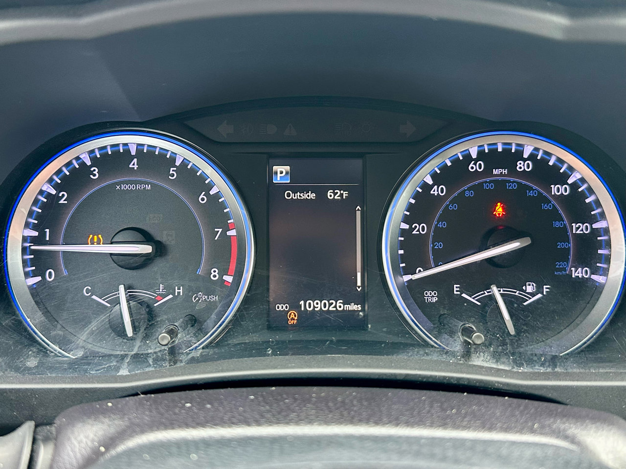 Used 2019 Toyota Highlander XLE image 24