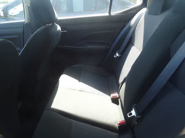 Used 2024 Nissan Versa SV FWD image 11