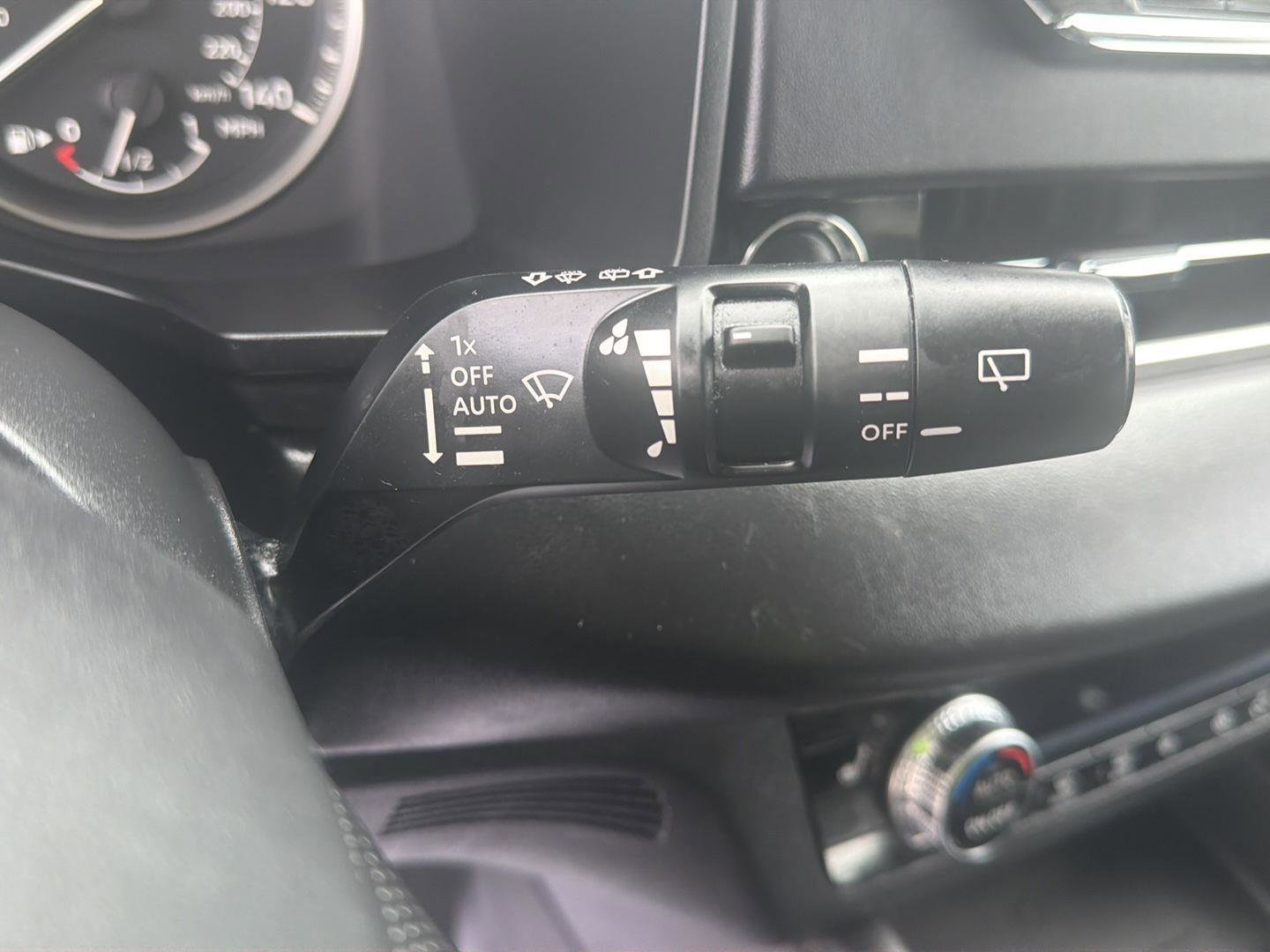 Used 2024 Mitsubishi Outlander SE FWD image 23