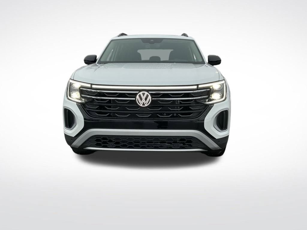 New 2026 Volkswagen Atlas Peak Edition AWD/4WD image 4