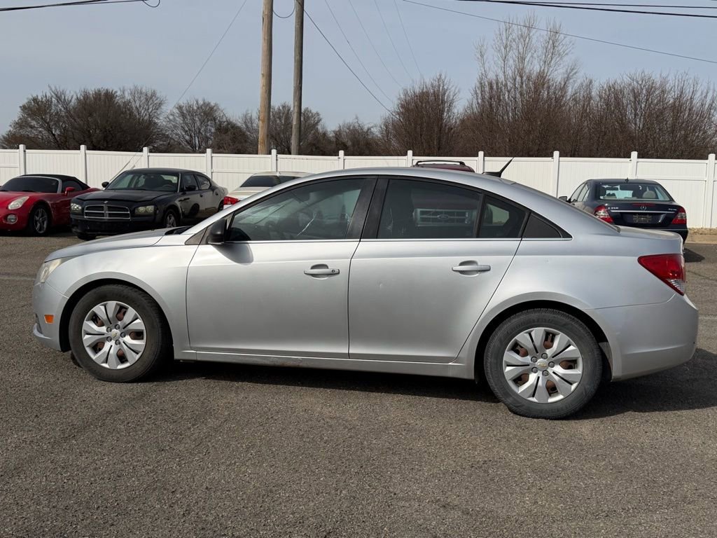 Used 2012 Chevrolet Cruze LS w/ Connectivity Package image 9