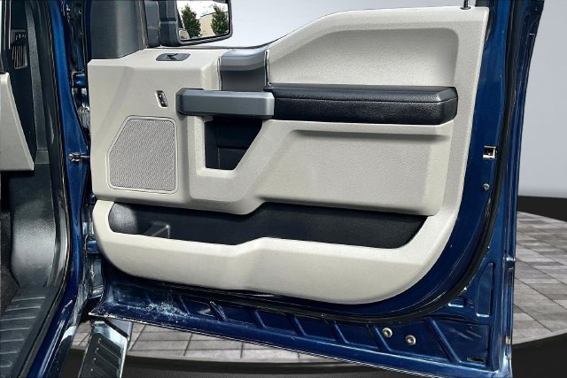 Used 2019 Ford F150 XLT w/ Equipment Group 302A Luxury AWD/4WD image 26