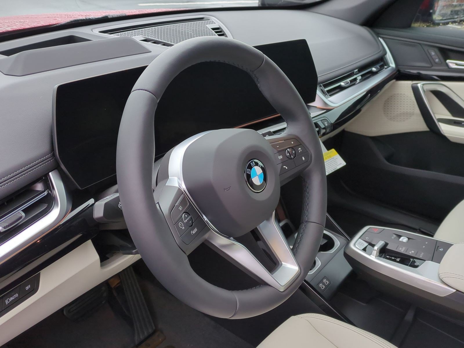 Used 2026 BMW X1 xDrive28i w/ Technology Package AWD/4WD image 18