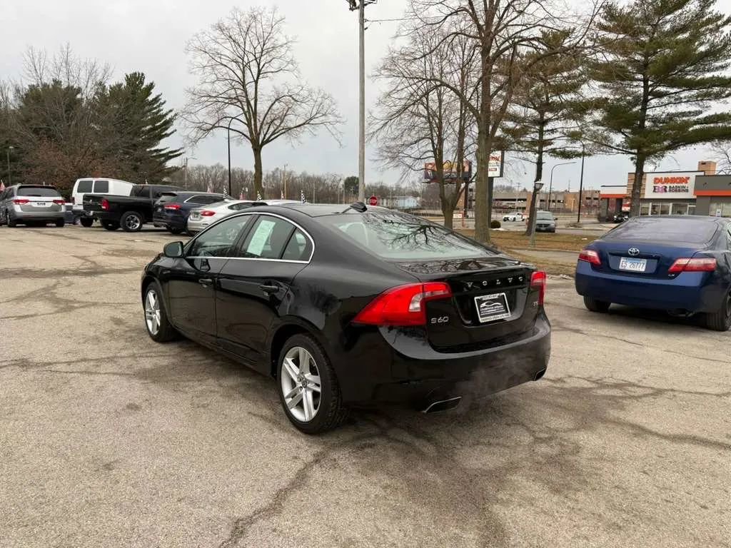 Used 2014 Volvo S60 T5 image 5